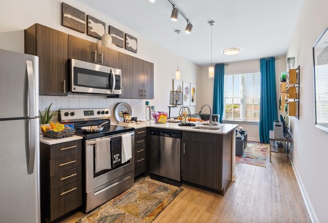 Hoffler Place, Charleston, SC 29403 - photo 5