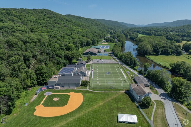 Kent School at 1 Macedonia Rd, Kent, CT 06757.