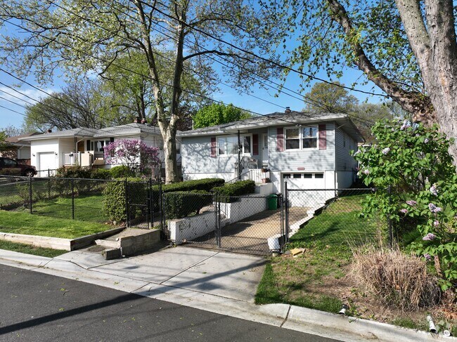 Streets of Cliffwood Beach offers picturesque homes.
