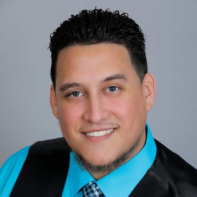 Agent Photo