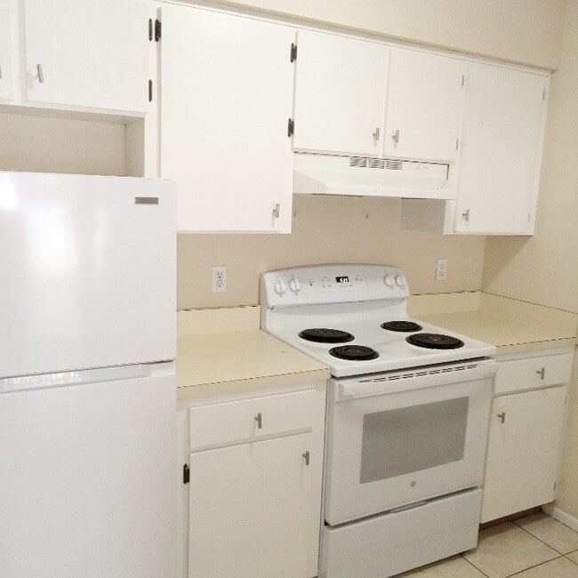 5370 SE 30th Place unit D, Ocala, FL 34480 - photo 6