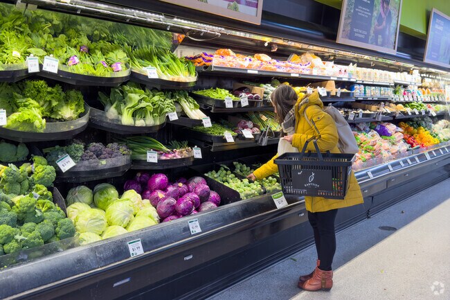 Locals come to East Side Food Co-op for fresh, local and organic foods.