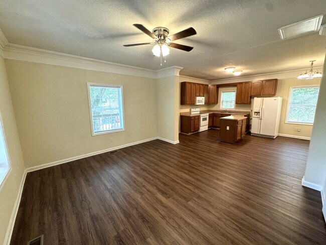 223 Derby St, Athens, GA 30601 - photo 5