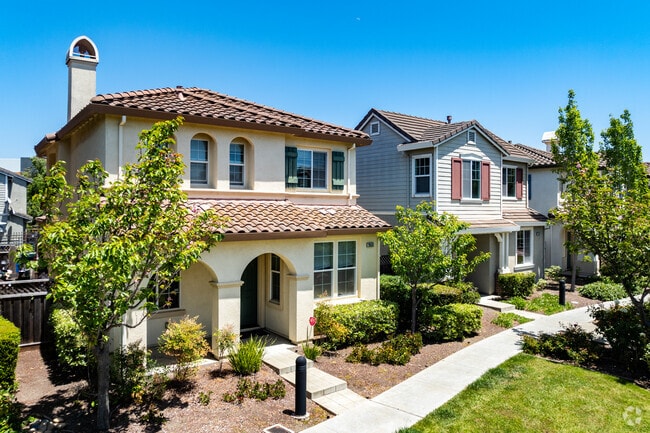 Eden Shores features new, well-maintained single-family homes and townhomes.
