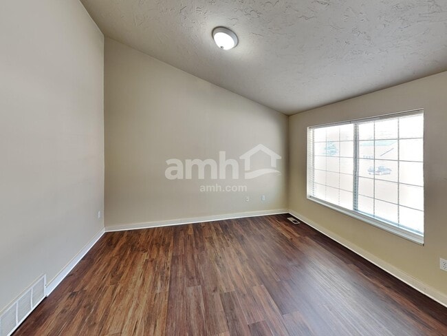 339 W 2450 N, Lehi, UT 84043 - photo 5