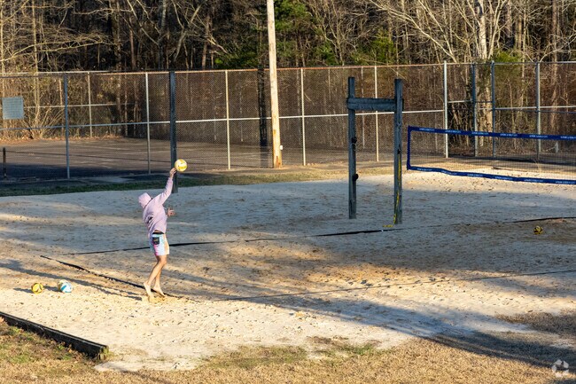 Lakeside Park has two sand volleyball courts in Gantt.