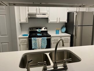 5100 Conser St, Overland Park, KS 66202