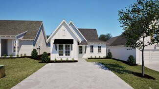 1085 Woodland Ln, Opelika, AL 36801