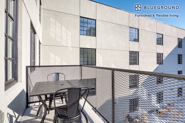 68 Gold St unit FL4-ID961, Brooklyn, NY 11201 - photo 4