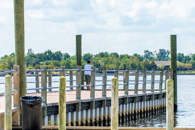 Discover serene fishing locations in Gillis, Lake Charles where nature and relaxation meet.