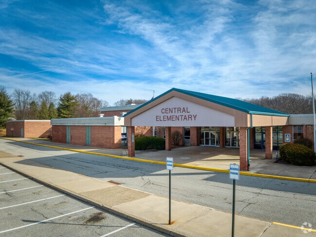 Central Elementary is a public K-5 school rated A by Niche.