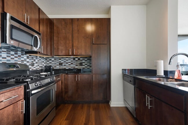 365 N Halsted St unit ID1029607P, Chicago, IL 60661 - photo 7