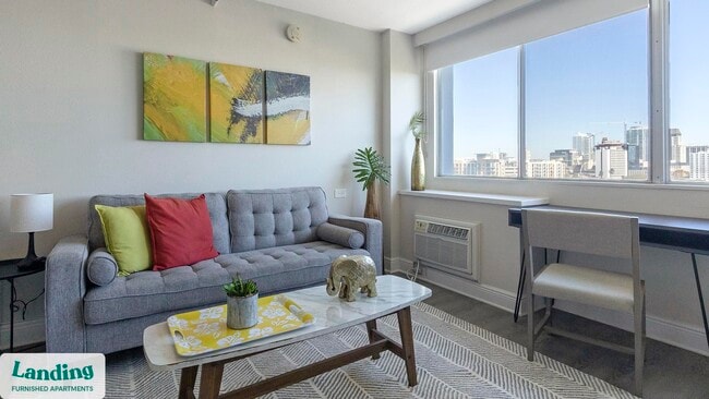 305 Dr M L K Jr St S unit 804, Saint Petersburg, FL 33705 - photo 2