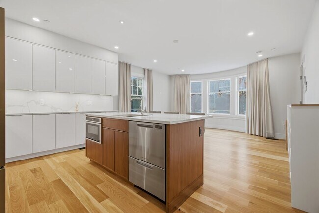 126 Englewood Ave unit 2, Brighton, MA 02135 - photo 3