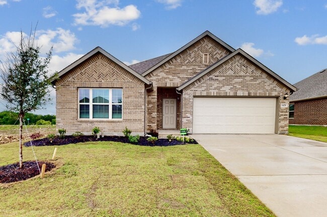 133 Hudson Ln unit 36450692, Justin, TX 76247 - photo 4