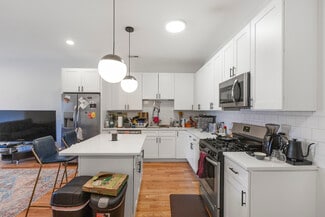 1638 N Western Ave Unit 3, Chicago, IL 60647