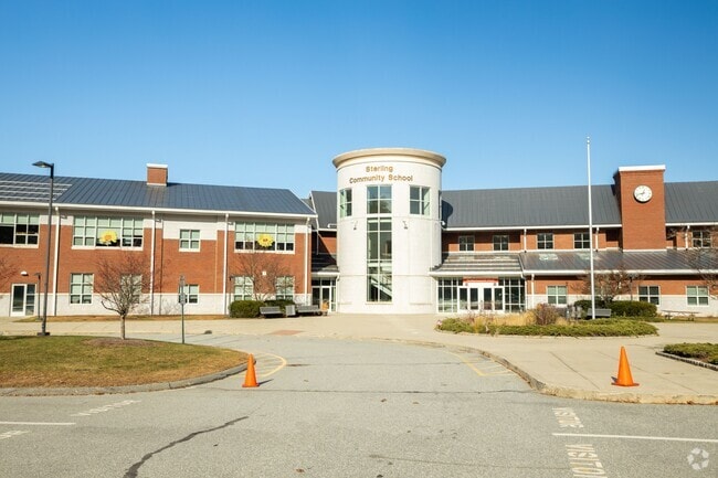 Sterling Community School serves students in Sterling from Pre-K through the 8th grade.