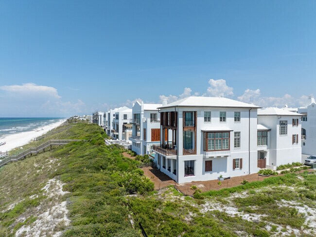 Alys Beach boasts stunning single-family homes perfect for serene beachside living.