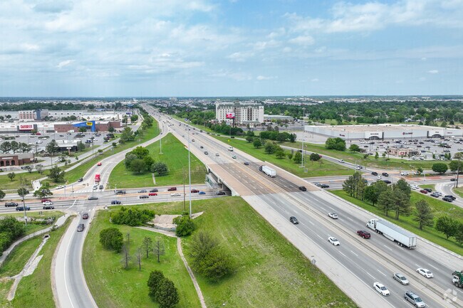 US-169 is just West of Country Aire Estates for easy access to the greater Tulsa area.