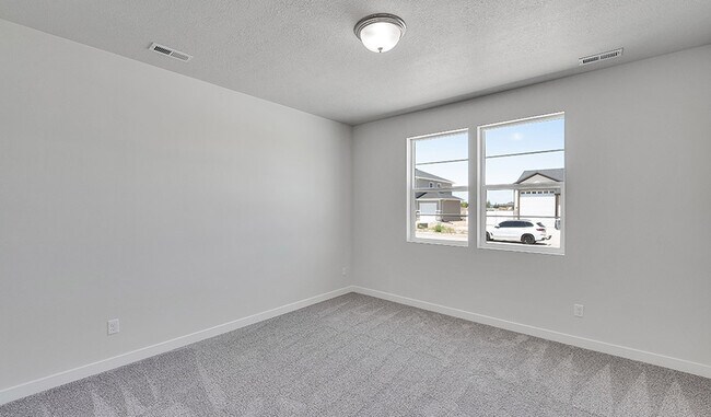 4089 W 2025 S, Taylor, UT 84401 - photo 6