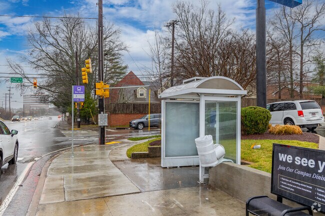 Whitebridge residents can commute by bus with WeGo.