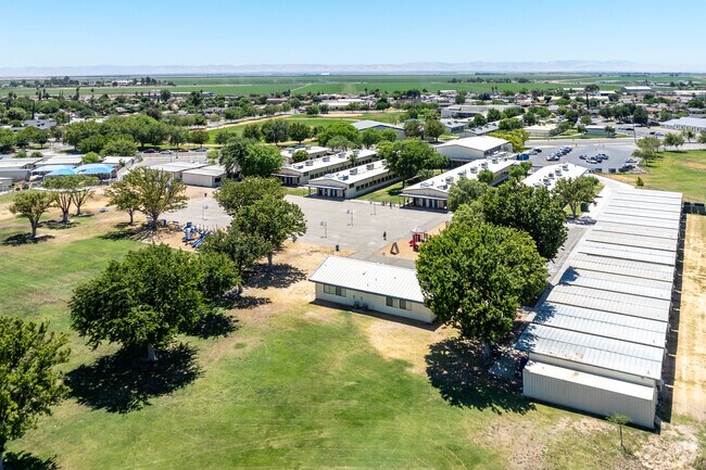 A view of Firebaugh Community Day School in Firebaugh.