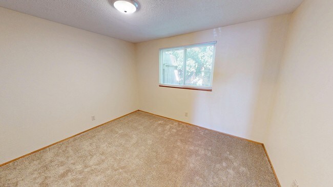 Cheryl Lynn, Salem, OR 97305 - photo 5