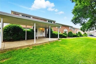 765 Clareridge Ln, Dayton, OH 45458