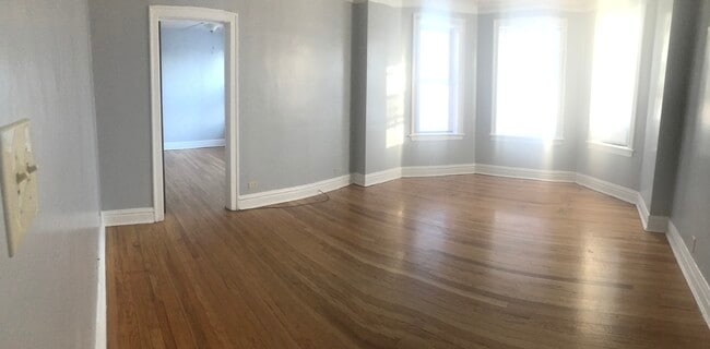 5201 N Latrobe Ave unit 1, Chicago, IL 60630 - photo 3