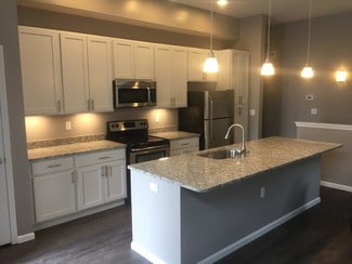 2097 Columbus Rd, Cleveland, OH 44113