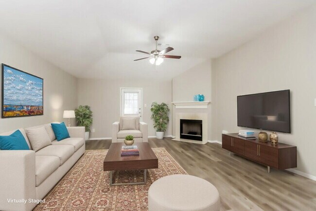 18718 Timber Trace Dr, Humble, TX 77346 - photo 3