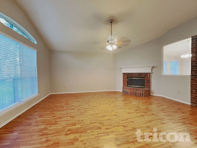 202 Cutting Horse Ln, Keller, TX 76248 - photo 4