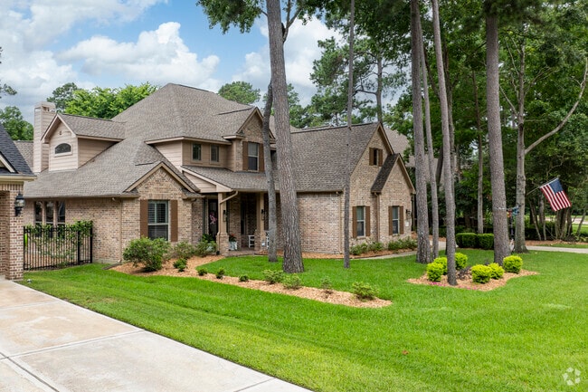 More suburban craftsman style homes are located in Sterling Ridge.