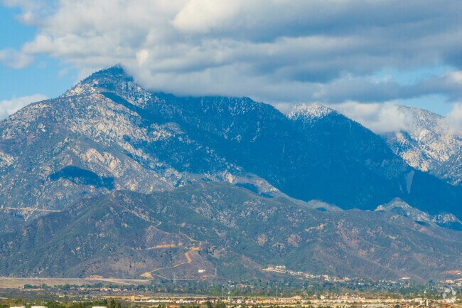 Chaparral is a short drive away from some incredible hiking at Mount San Antonio.