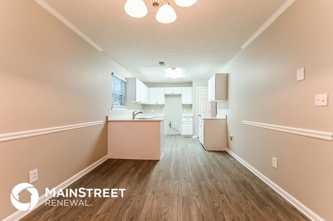 2520 Lake Royale Dr, Riverdale, GA 30296 - photo 4