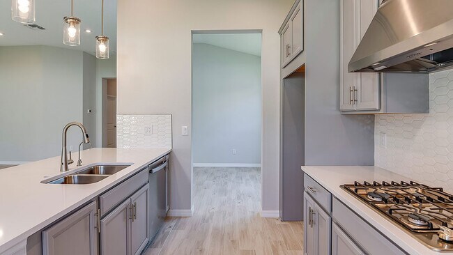 13610 Cornerstone Way unit 36757901, Parrish, FL 34219 - photo 7