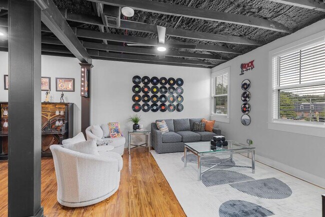 156 Camellia St unit ID1267002P, Biloxi, MS 39531 - photo 4