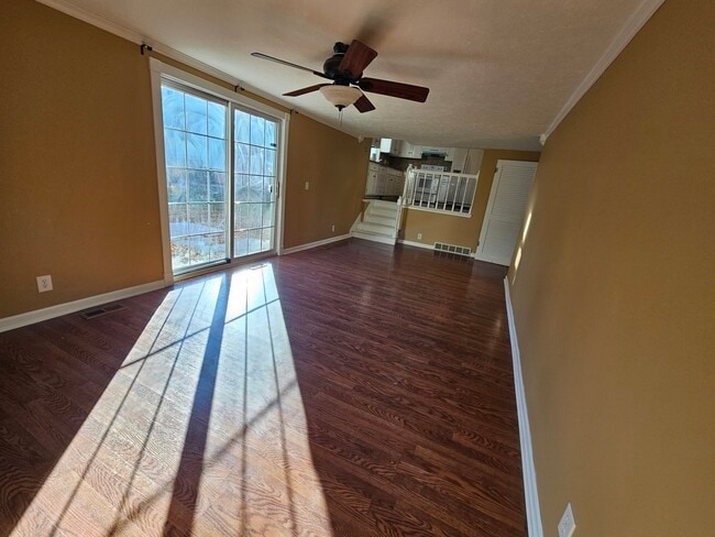 11327 Camden Ave, Omaha, NE 68164 - photo 4