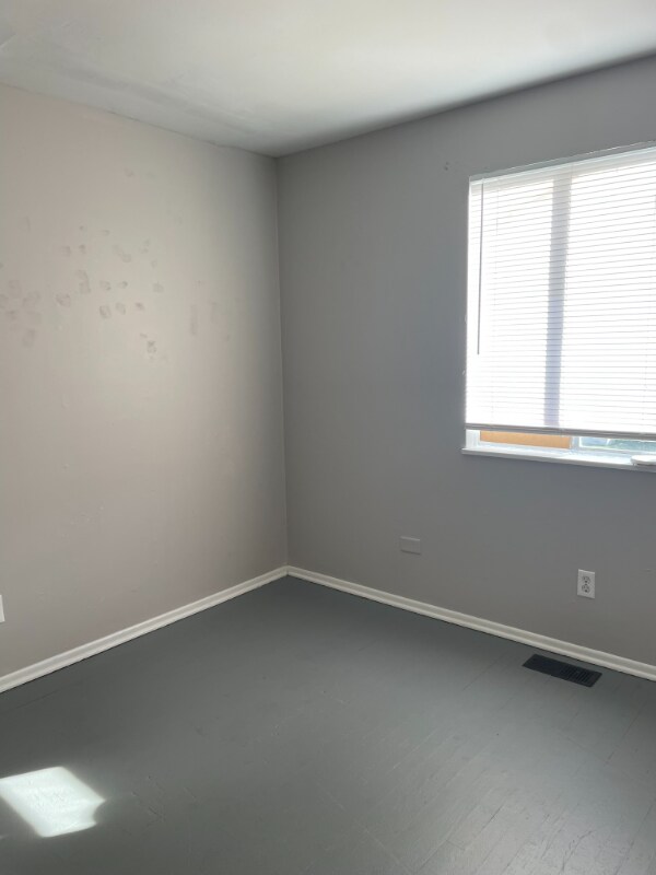 1112 Dennison Ave, Dayton, OH 45417 - photo 4