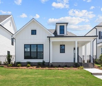 528 Pearl St, Cumming, GA 30519