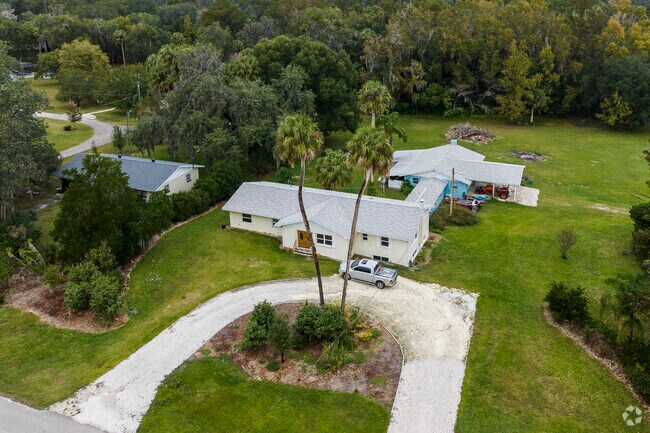 This multi-family ranch sits on a spacious lot in Reddick-McIntosh.