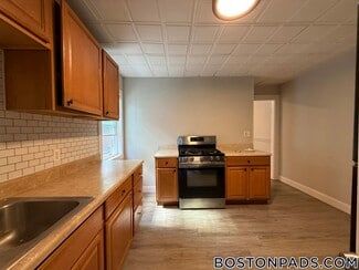 41 Simpson Ave Unit 2, Somerville, MA 02144