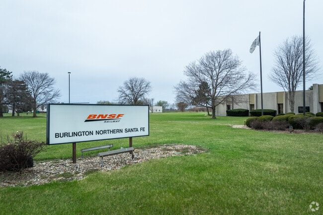 BNSF Railway is the largest employer of Galesburg, IL.