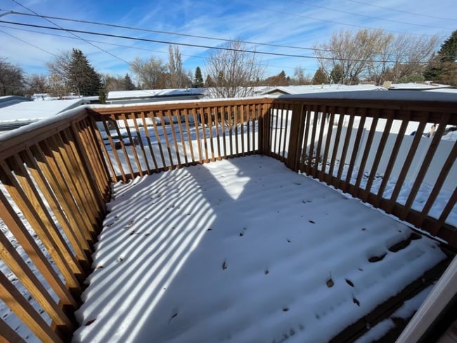 618 Doris Dr, Great Falls, MT 59405 - photo 3