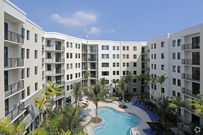 Advenir at Lighthouse Point, Pompano Beach, FL 33064 - photo 5