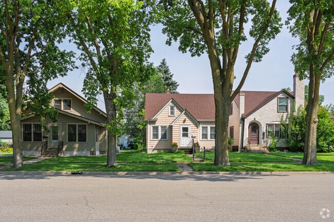 Jordan offers diverse housing from historic downtown properties to modern Craftsman homes in subdivisions, with larger acreage properties reaching $700,000 to $1 million.