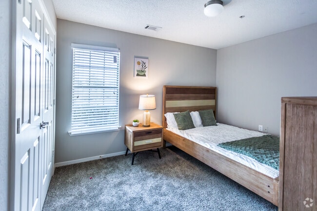 Begonia - 2nd Bedroom