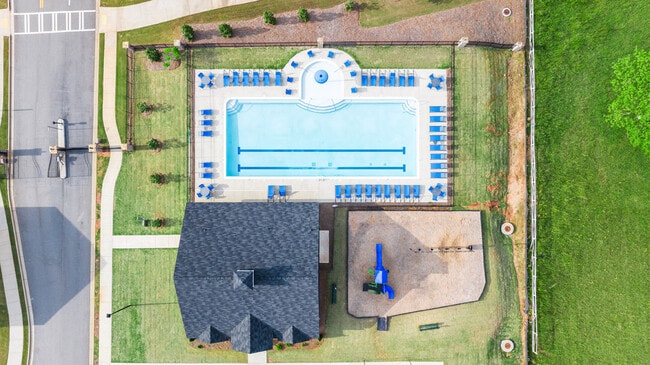 1743 Goodwin Dr, Hampton, GA 30228 - photo 3