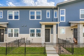 2775 Bear Springs Cir, Longmont, CO 80503