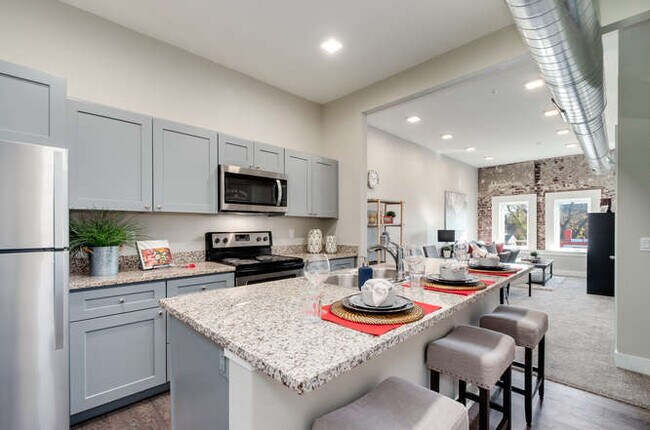 300 S Logan, Denver, CO 80209 - photo 5